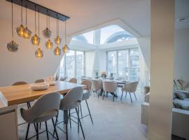 Penthouse Royal, Luxurious and cozy with Sauna, ξενοδοχείο σε Cadzand
