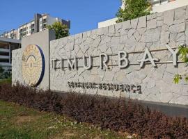 Timurbay Seafront Residences by Nature Home، بيت عطلات شاطئي في كُوانتان