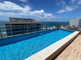 Apartamento luxuoso a poucos metros da praia, hotel a Salvador de Bahia