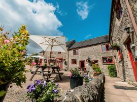 Elm Cottage - Rchp133, hotel with jacuzzis in Calton