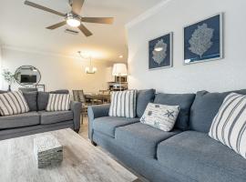 Heat of Siesta Village Walk to Beach w heated Pool, vila v destinácii Siesta Key