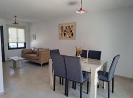 MODERNO DUPLEX Con COCHERA, hotel near Adrover Family Winery, Luzuriaga