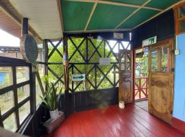 Hostal tachiwa, hostal o pensión en Puerto Nariño