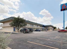 Motel 6-Fort Stockton, TX, hotel in Fort Stockton