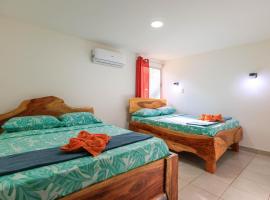 Hotel Boutique D Angelo, allotjament a la platja a Manzanillo