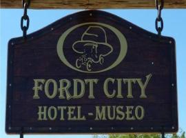 Hotel Museo y Restaurant Fordt City, Hotel in Tacuarembó