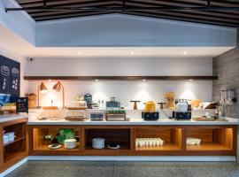 Nost algia Hotel Near University of Technology -Shanxi museum, hotel i Taiyuan