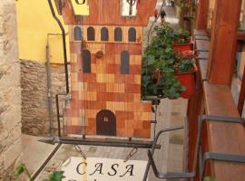 Casa Rural La Torre De Babel: Molinaseca'da bir otel