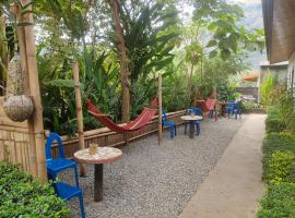 Meexok guesthouse, guest house in Nongkhiaw