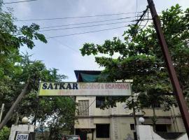 Hotel Satkar Lodging & Boarding By WB Inn, hotel v destinaci Titwala