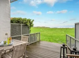 3 Bedroom Cozy Apartment In Ebeltoft