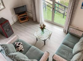 Gorgeous Apartment In Bredene, hotel in Bredene