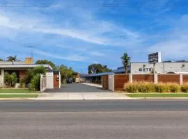 Rosebud Motel