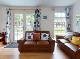 28 Tudor Court, Tolroy Manor