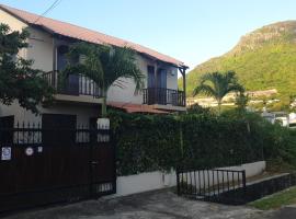 Villa Delice, exquisite avec piscine privée, hotel in Rivière Noire
