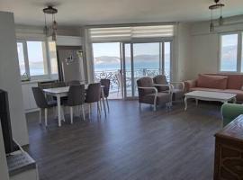 Panaromik sea view, Beachfront, apartmen di Milas