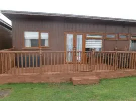 Lovely 2-Bed Chalet in Mablethorpe