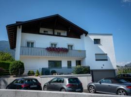 Haus Beim Seppl, hotel v destinaci Naturno