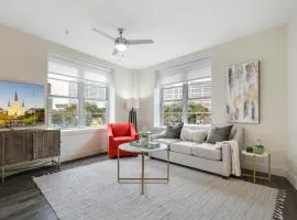 2 Bedroom Elegant condos in Downtown New Orleans