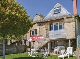 Two-Bedroom Holiday Home In Le Cayrol