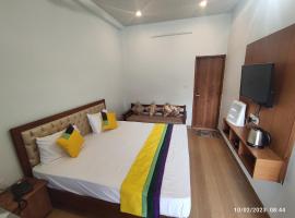 Hotel StudioZ Sahastradhara, resort in Dehradun