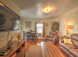 1st Base Apt 2 All Star Baseball Rentals, pet-friendly hotel in Oneonta