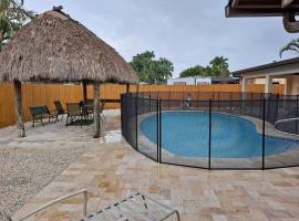 Pool home in Miami, hotel in Tamiami