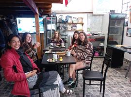 Andes Hostel, hostal en Huaraz