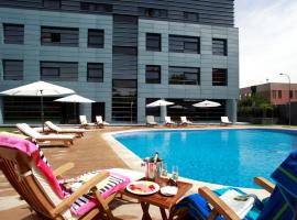 Los 10 mejores hoteles con piscina de Madrid, España | Booking.com