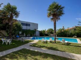 House - 3 Bedrooms with Pool, WiFi and Sea views - 07428, hotel a Portonovo