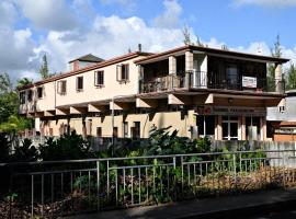 Riambel Paradise Inn First Floor Room، فندق في Riambel