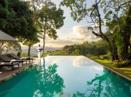 Mountbatten Bungalow- Thema Collection, villa en Kandy