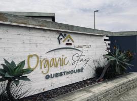 Organic Stay Guesthouse, hotel in Swakopmund