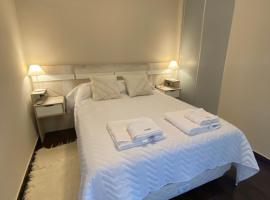 Dpto temporario 5 - Corrientes - PQ ALQUILERES TEMPORARIOS, hotel de playa en Corrientes