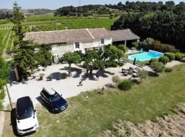Mas 19e entièrement climatisé avec piscine à usage exclusif