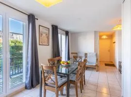 Apartment Les Marines 1 et 2-4 by Interhome