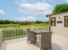 Holiday Home Nairn Lochloy Golf View by Interhome – hotel z zapleczem golfowym w mieście Nairn