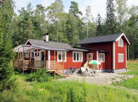 Chalet Lindby Karneolen - STH151 by Interhome, cabin in Adelsö