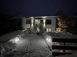 Gora Apartments Premium Lodge - Stara Planina – domek górski w mieście Crni Vrh