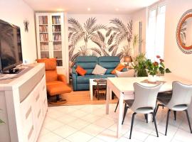 Lovely 2 Bedroom House Close to Paris, Airports and Disneyland - LAGNY SUR MARNE, hotel in Lagny