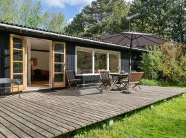 Holiday Home Sarah - 500m from the sea by Interhome