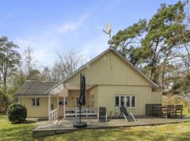 Holiday Home Christella - 200m from the sea in Bornholm by Interhome, vakantiewoning in Neksø