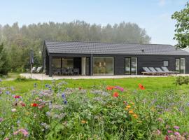 Holiday Home Suna - 350m from the sea in Bornholm, cottage in Vester Sømarken