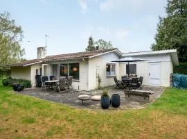 Holiday Home Arnulf - 400m from the sea in Lolland- Falster and Mon by Interhome