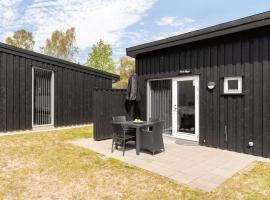 Apartment Serafina - 200m from the sea in Lolland- Falster and Mon by Interhome, apartmán v destinaci Bøtø By