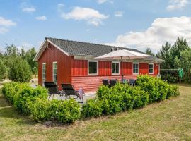 Holiday Home Finwith - 1-5km from the sea in Lolland- Falster and Mon by Interhome – willa w mieście Marrebæk