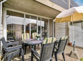 Apartment Iliane - 100m from the sea by Interhome, golfový hotel v destinaci Fano