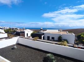 Casa Margarita, hotel in Tías