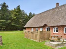 Holiday Home Naili - 3-1km from the sea in Western Jutland by Interhome, hotell i Vesterhede
