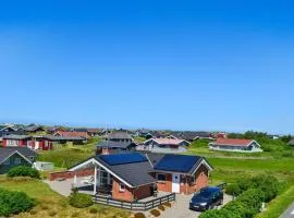 Holiday Home Aliisa - 400m from the sea in Western Jutland by Interhome